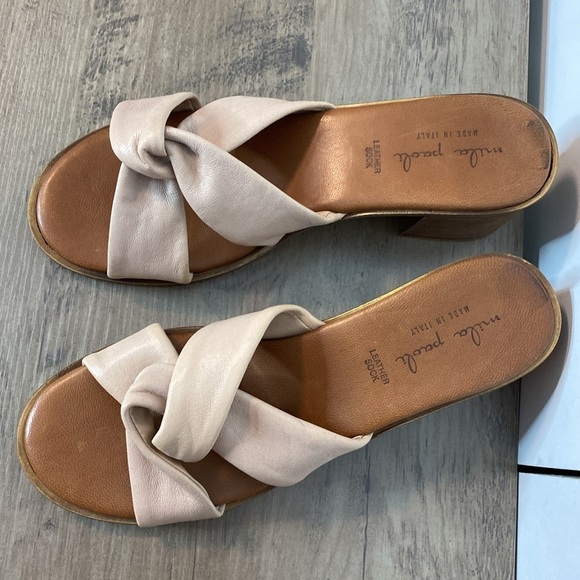 Mila Paoli | Tan/ Light Pink Rose Knotted Women's Leather Sandals - US 9 - Picture 3 of 7